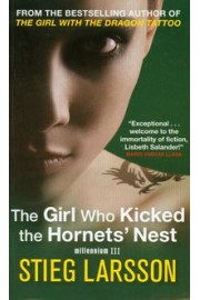 Książka - Girl Who Kicked the Hornets Nest