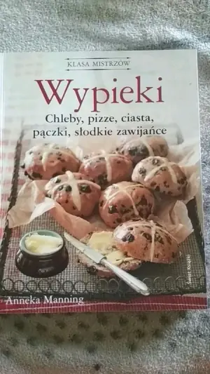 Wypieki. Chleby, pizze, ciasta, pączki...