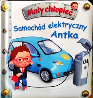 Mały chłopiec. Samochód elektryczny Antka