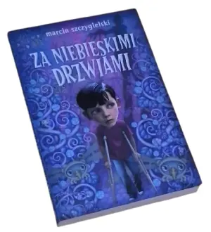 Za niebieskimi drzwiami