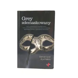 Grey zdemaskowany