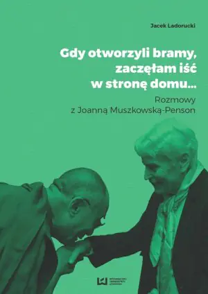 Gdy otworzyli bramy, zaczęłam iść w stronę domu...