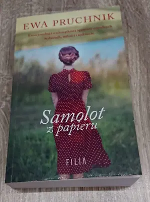Samolot z papieru
