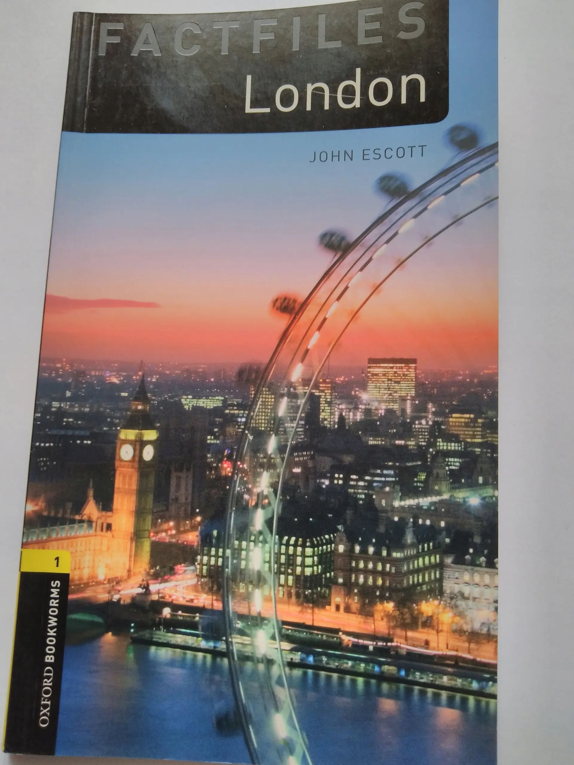 Książka - Factfiles 2E 1: London