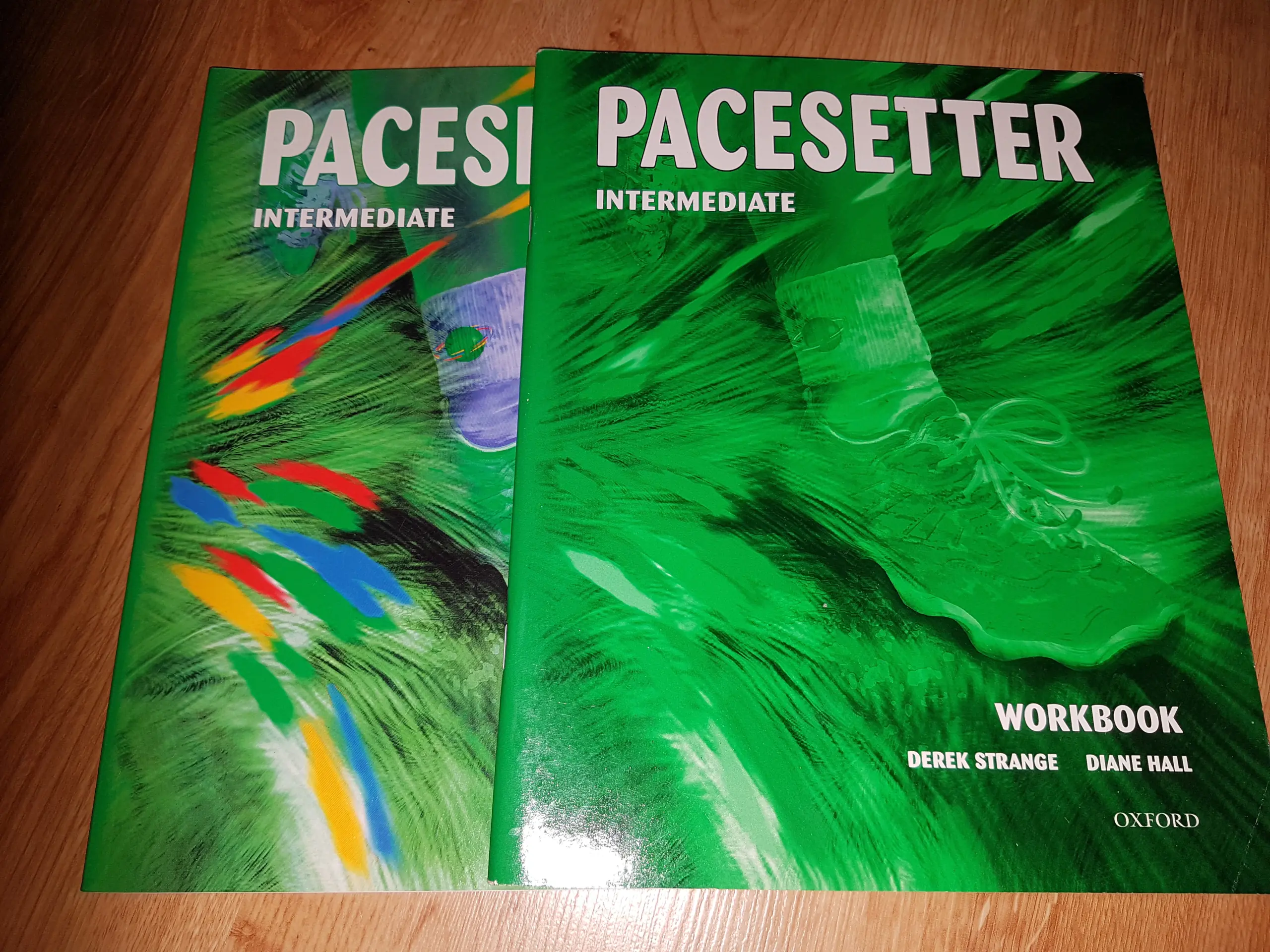 Książka - Pacesetter Intermediate Student's Book. Podręcznik