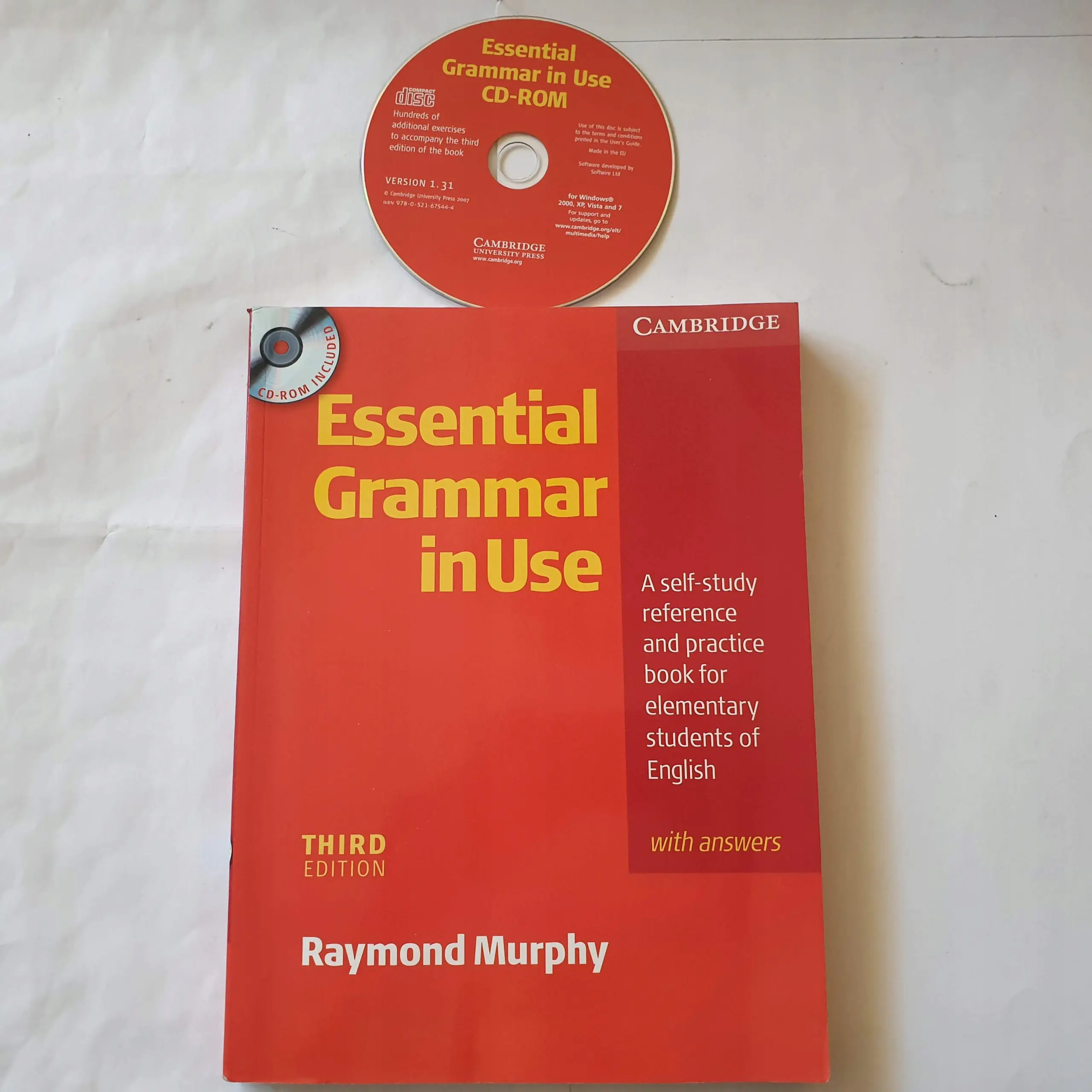 Książka - Essential Grammar in Use with answers and CD-ROM, 3rd ed. Wydanie z kluczem + cd