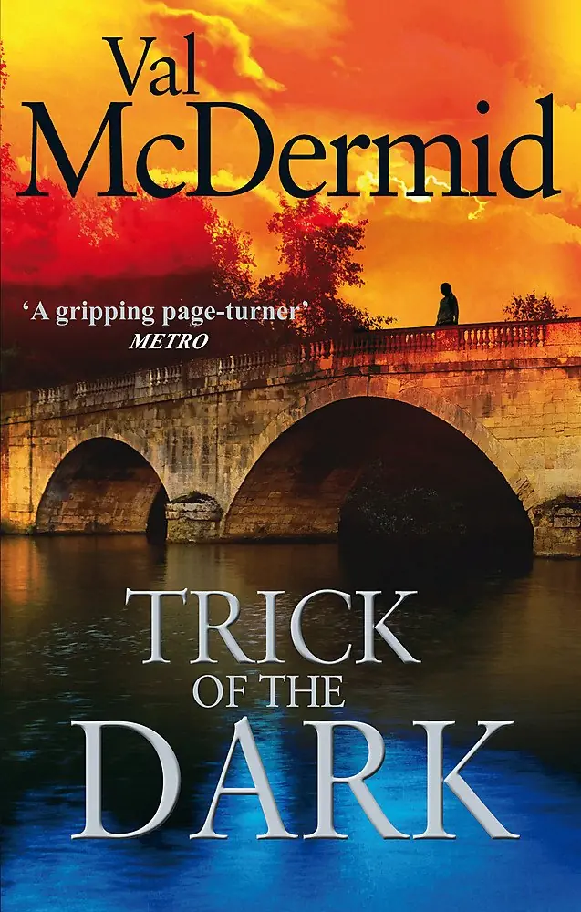 Książka - Trick Of The Dark