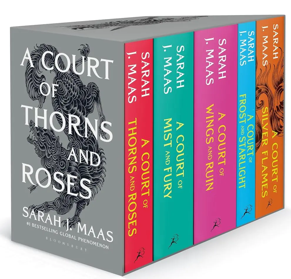 Książka - A Court of Thorn and Roses Box