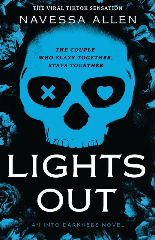 Książka - Lights Out : Tiktok's favourite dark and steamy romcom