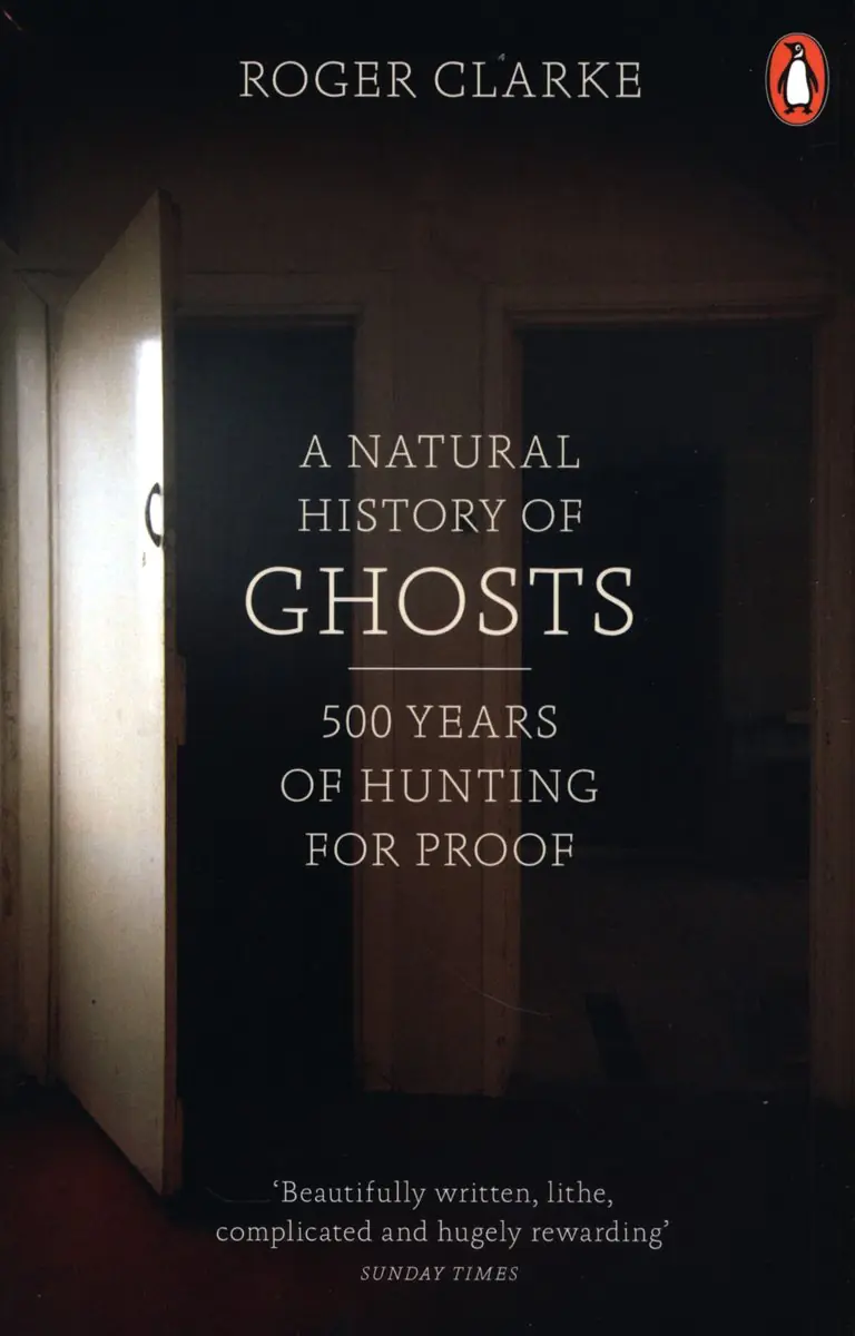 Książka - A Natural History of Ghosts