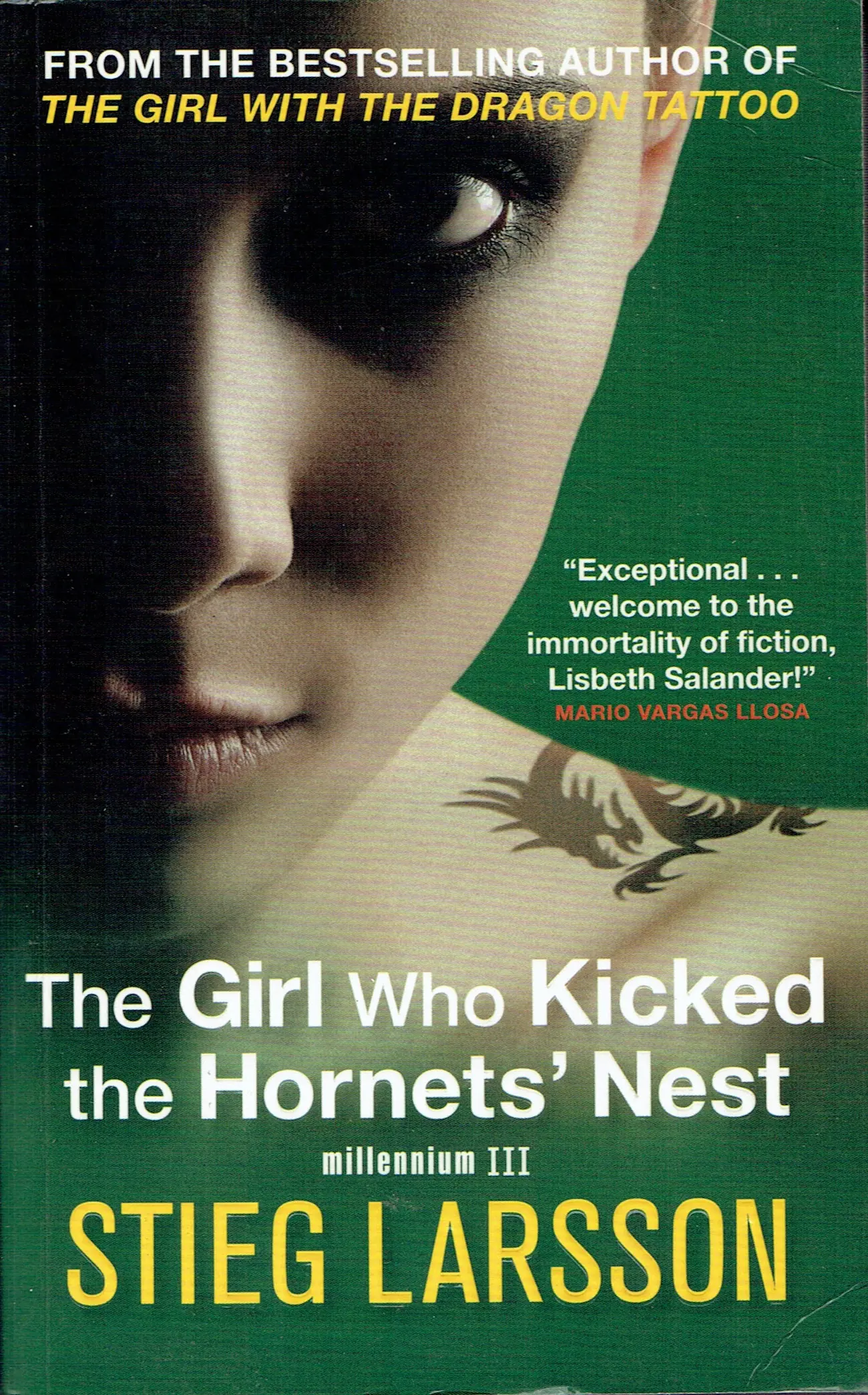 Książka - Girl Who Kicked the Hornets Nest