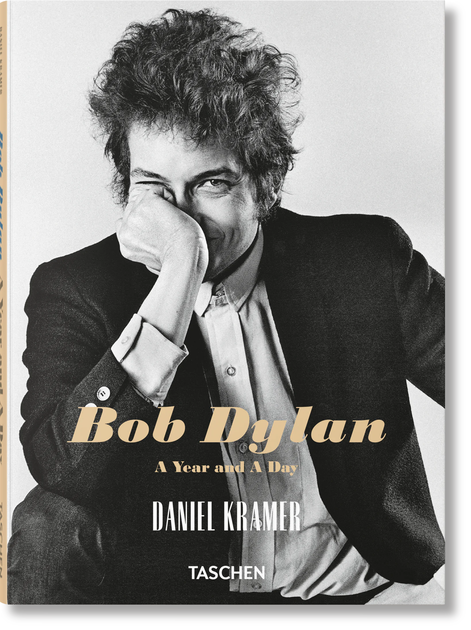 Książka - Bob Dylan. A Year and a Day