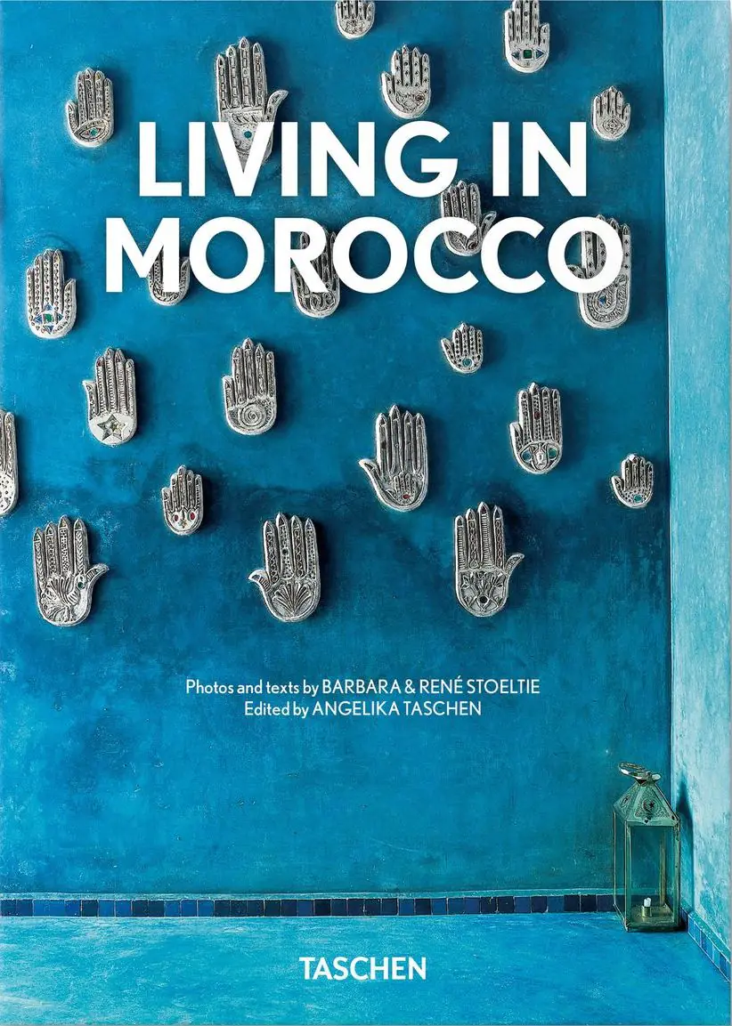 Książka - Living in Morocco. 40th Ed.