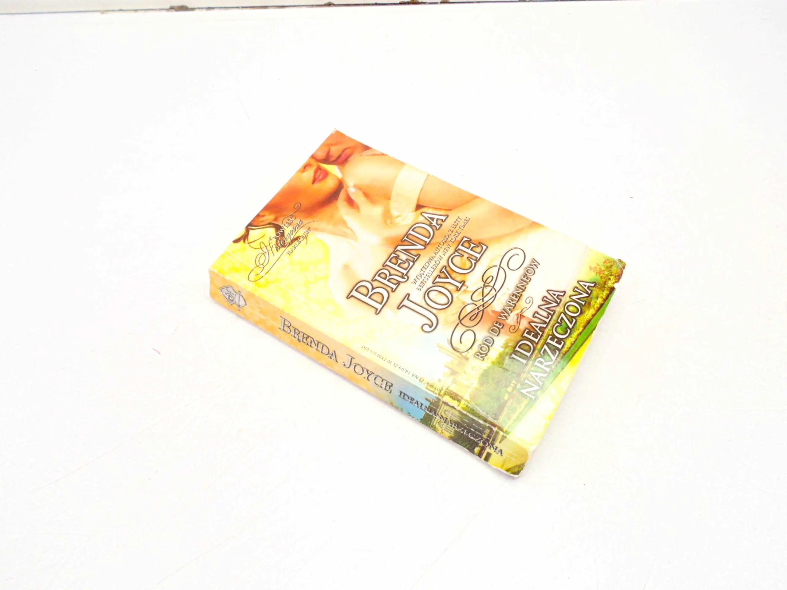 Książka - Idealna narzeczona