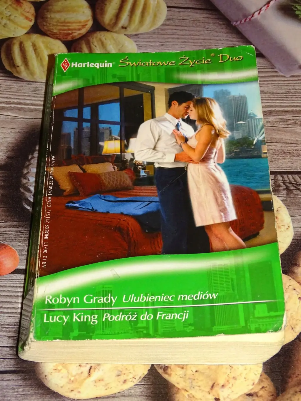 Książka - Ulubieniec mediów + Podróż do Francji