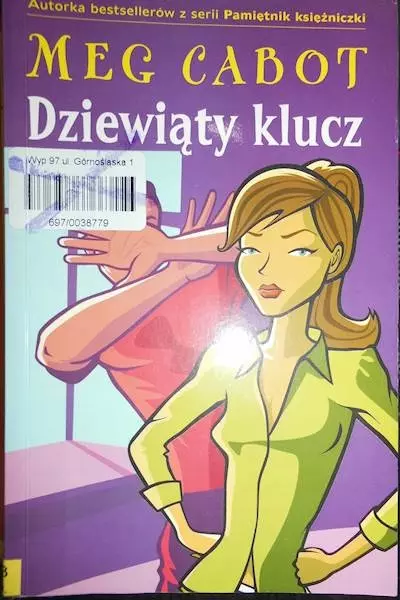 Książka - Dziewiąty klucz. Pośredniczka. Tom 2