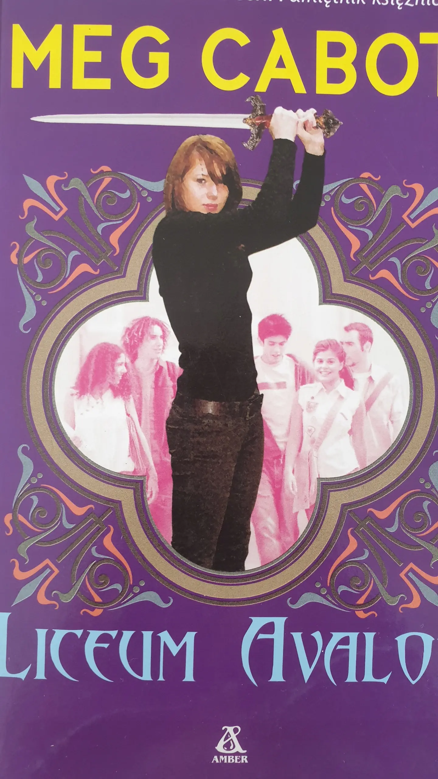 Książka - Liceum Avalon