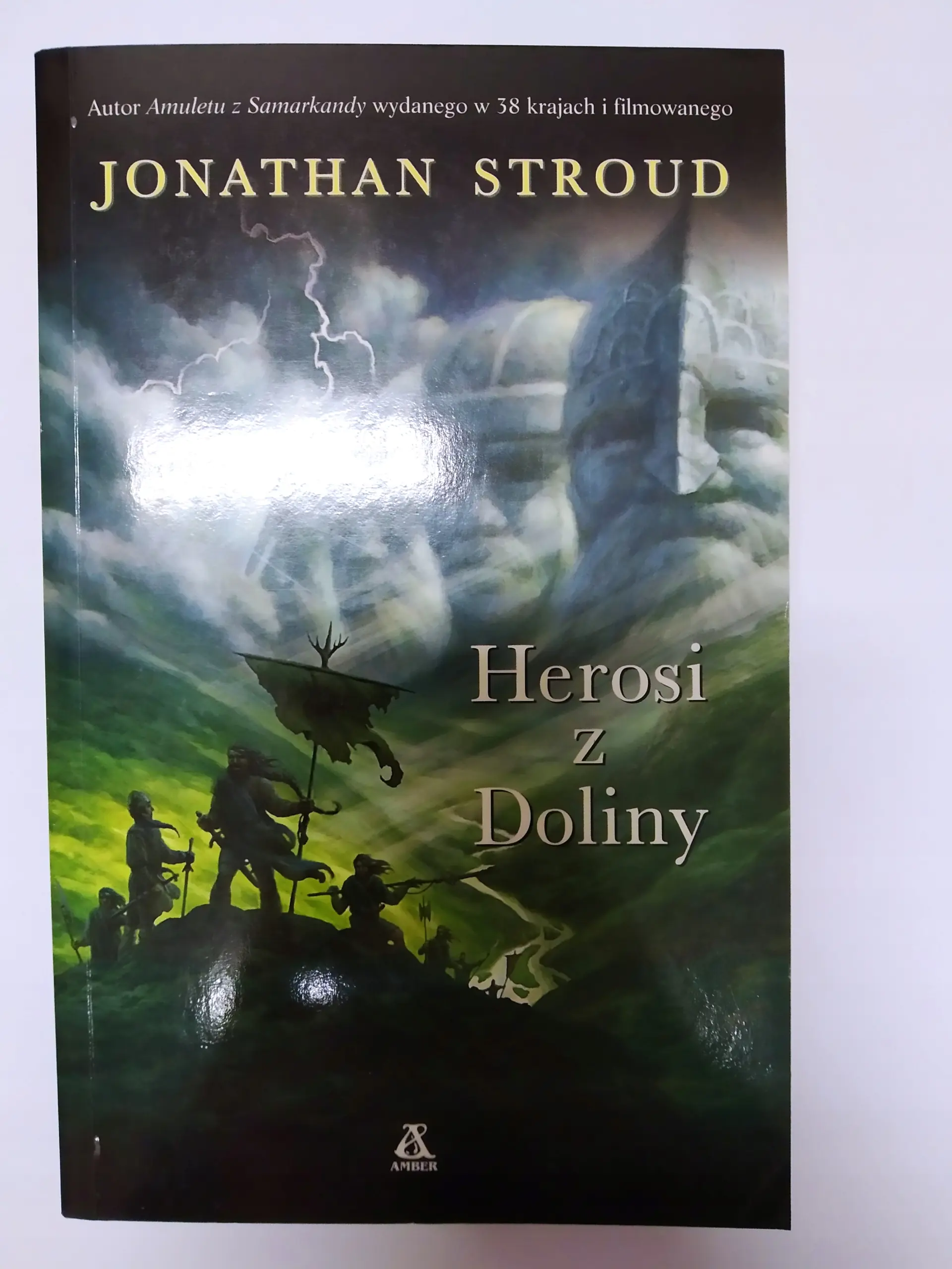 Książka - Herosi z Doliny