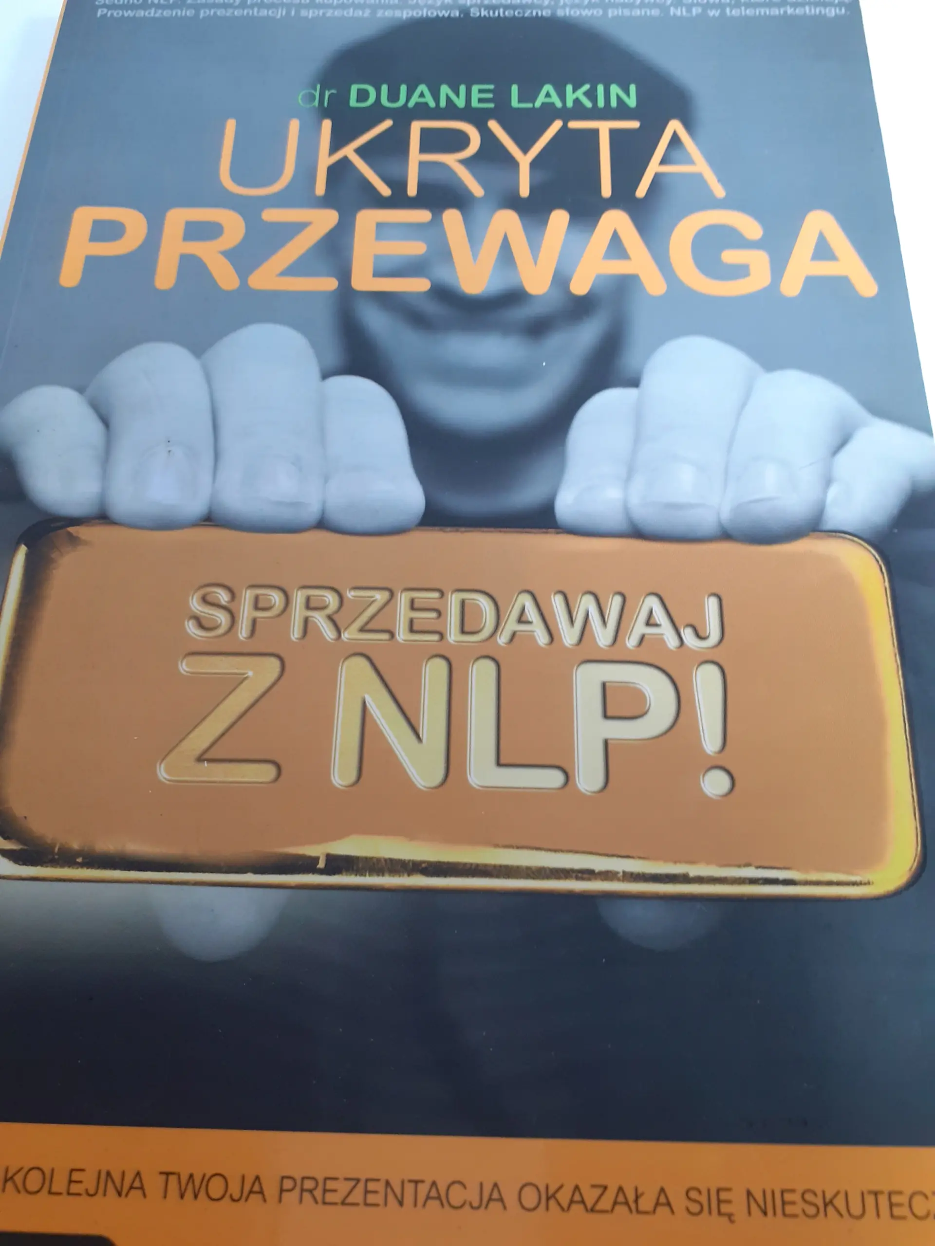 Książka - Ukryta przewaga. Sprzedawaj z NLP!