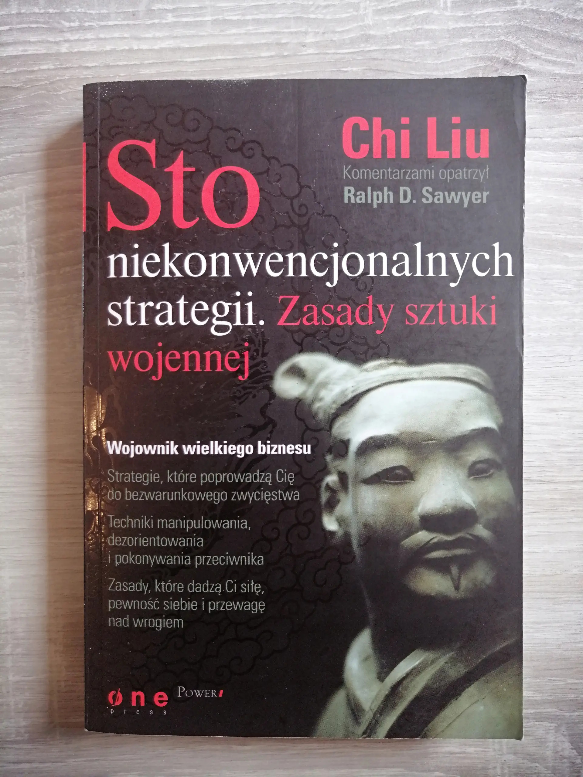 Książka - Sto niekonwencjonalnych stategii.  Zasady sztuki wojennej