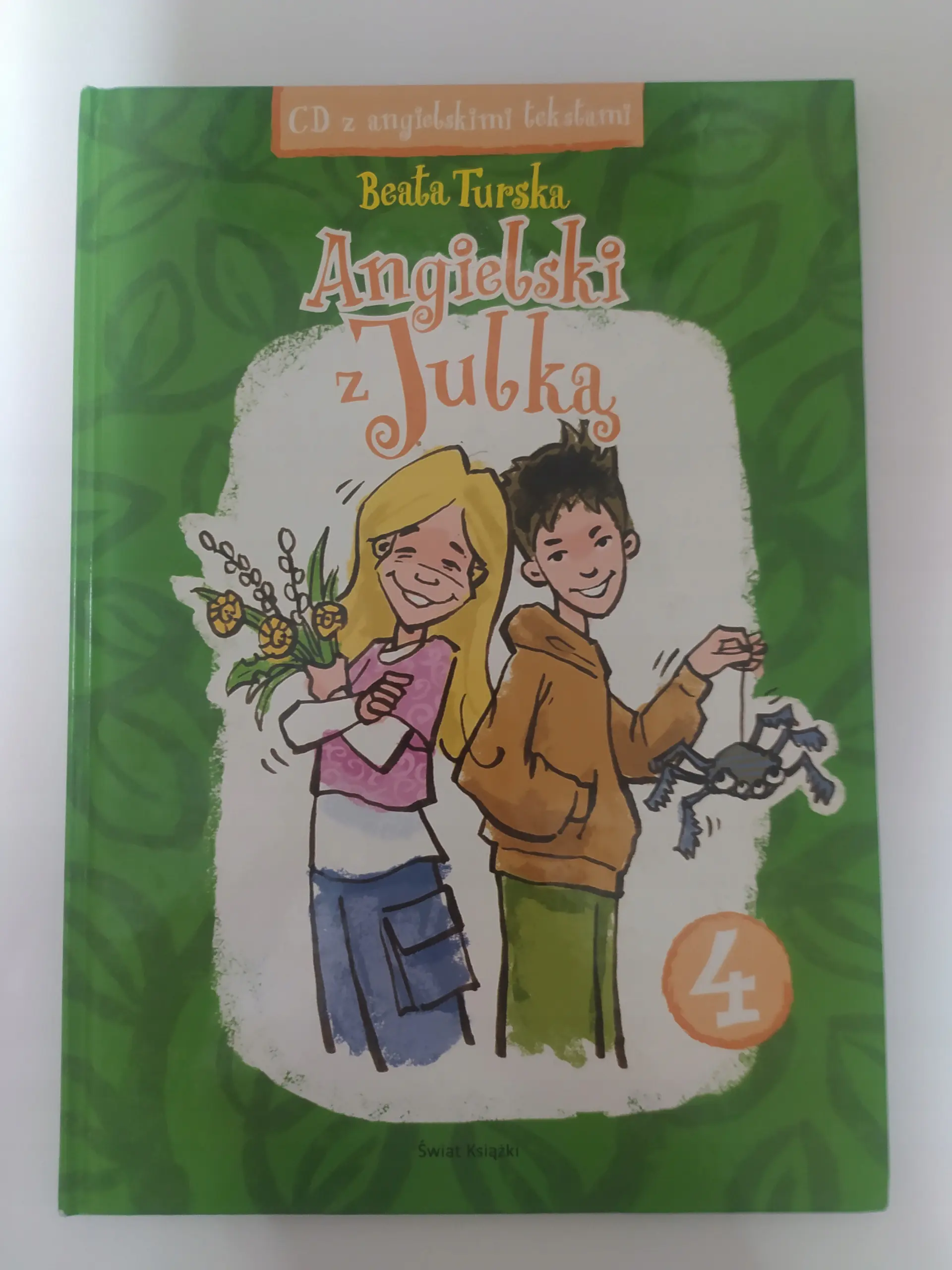 Książka - Angielski z Julką 4   CD