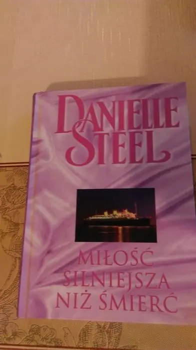 Książka - Miłość silniejsza niż śmierć