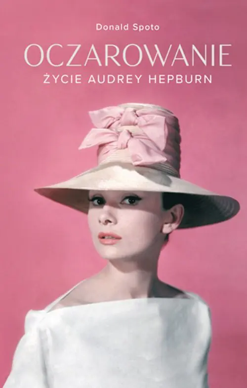 Książka - Oczarowanie. Życie Audrey Hepburn
