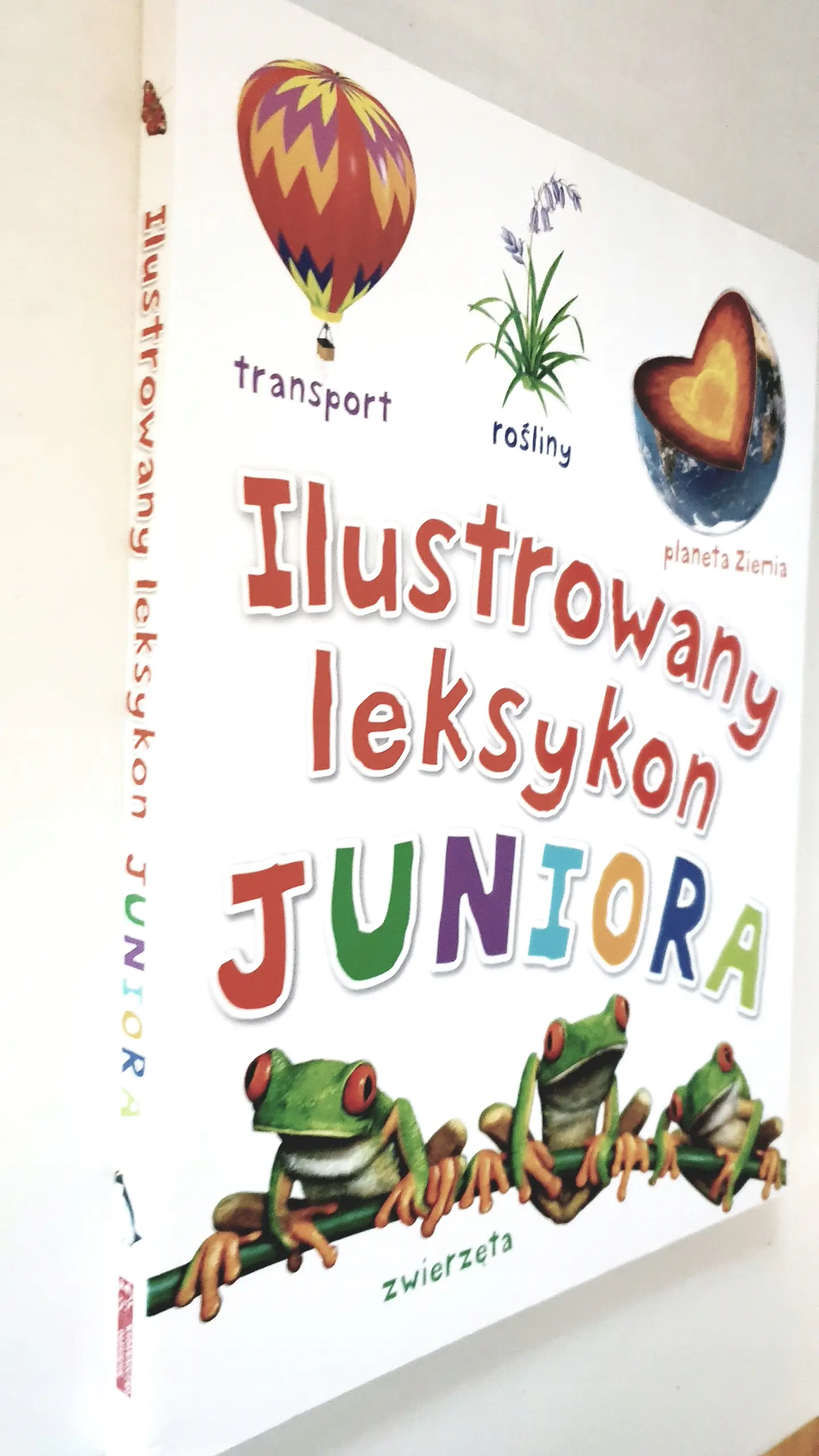 Książka - Ilustrowany leksykon juniora