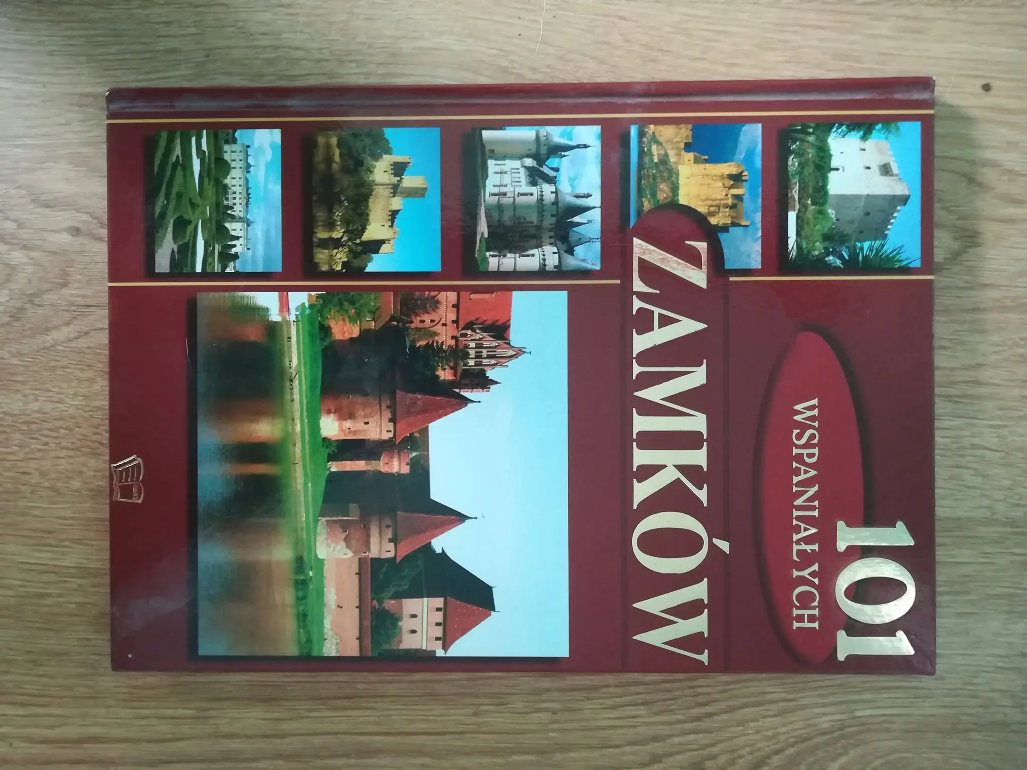 Książka - 101 wspaniałych zamków