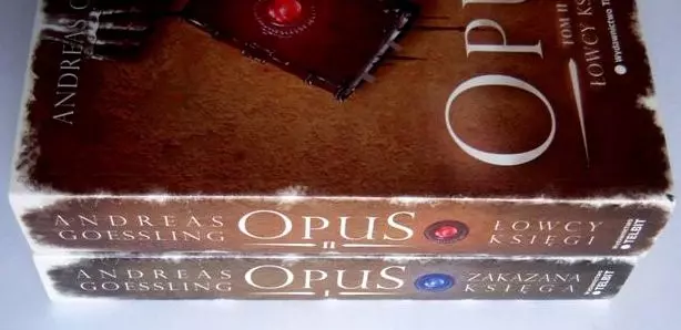 Książka - Opus t.1 Zakazana księga 
