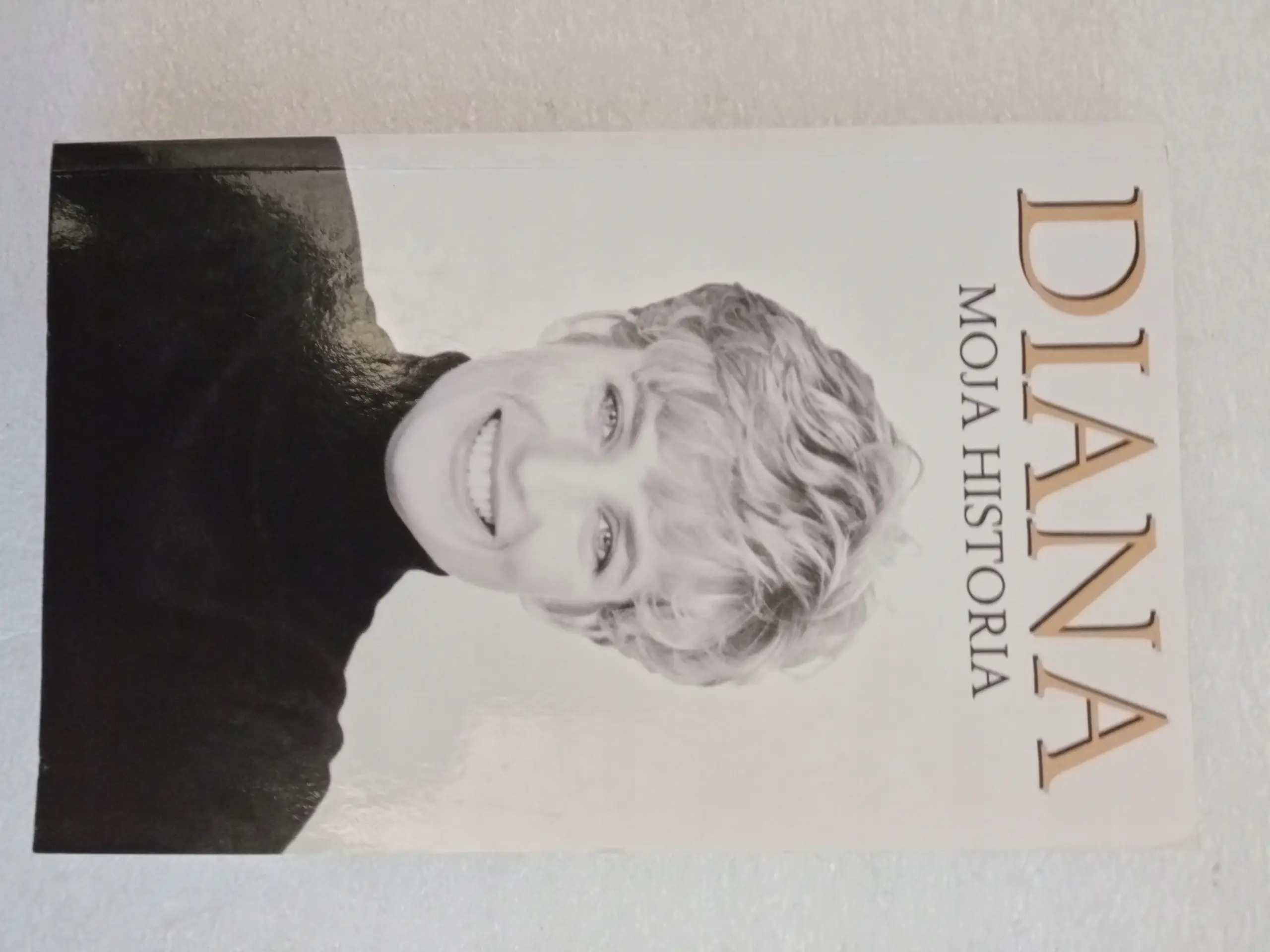 Książka - Diana moja historia wer. kieszonkowa