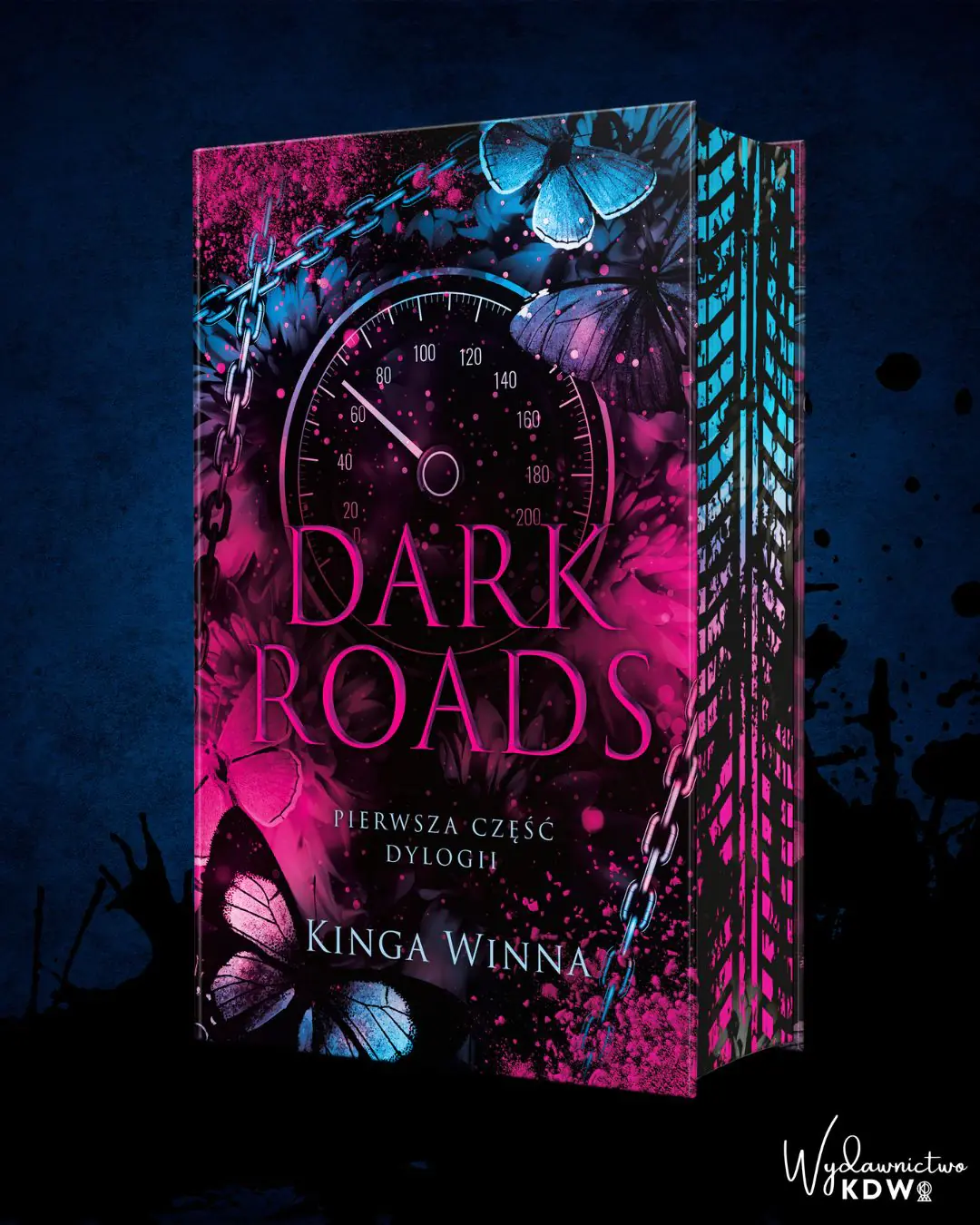 Książka - Dark Roads (barwione brzegi)