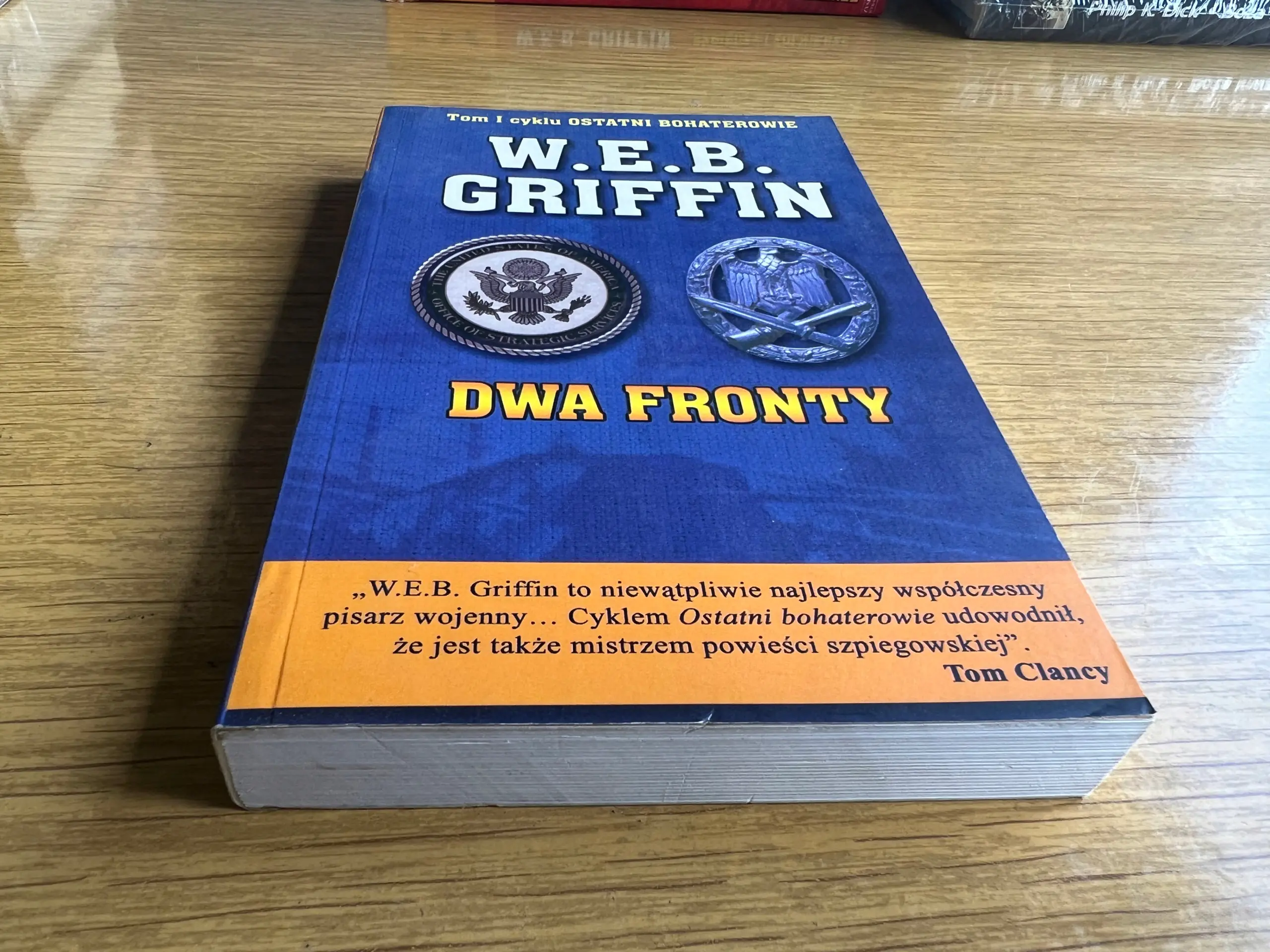 Książka - Ostatni bohaterowie. Tom 1. Dwa fronty