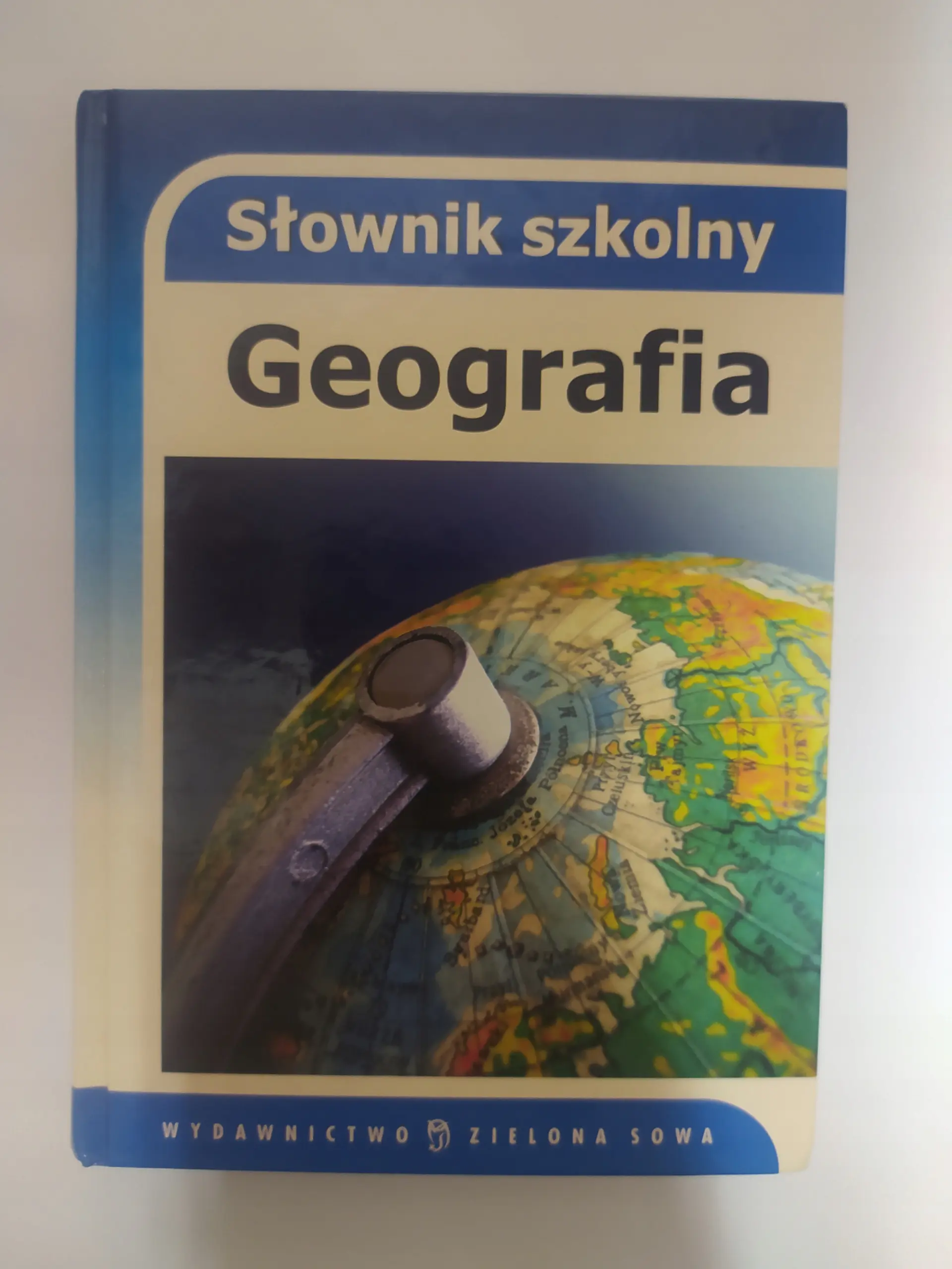 Książka - Słownik szkolny. Geografia