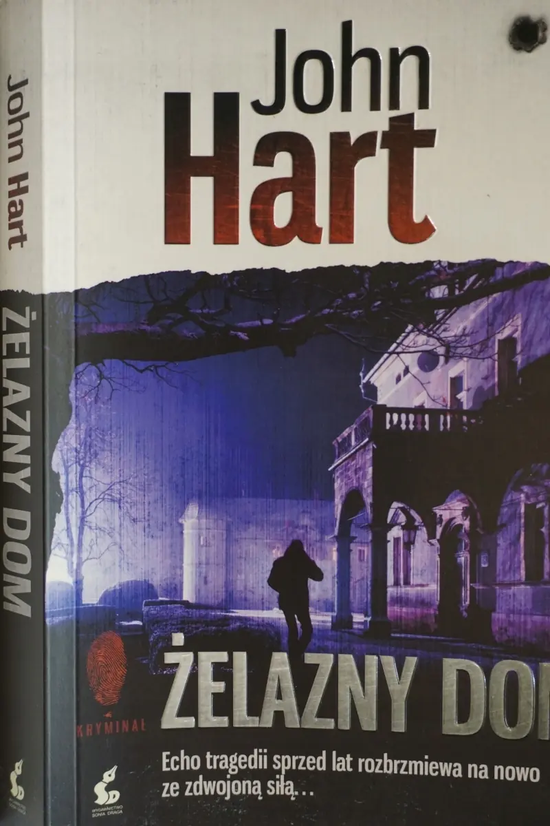 Książka - Żelazny dom