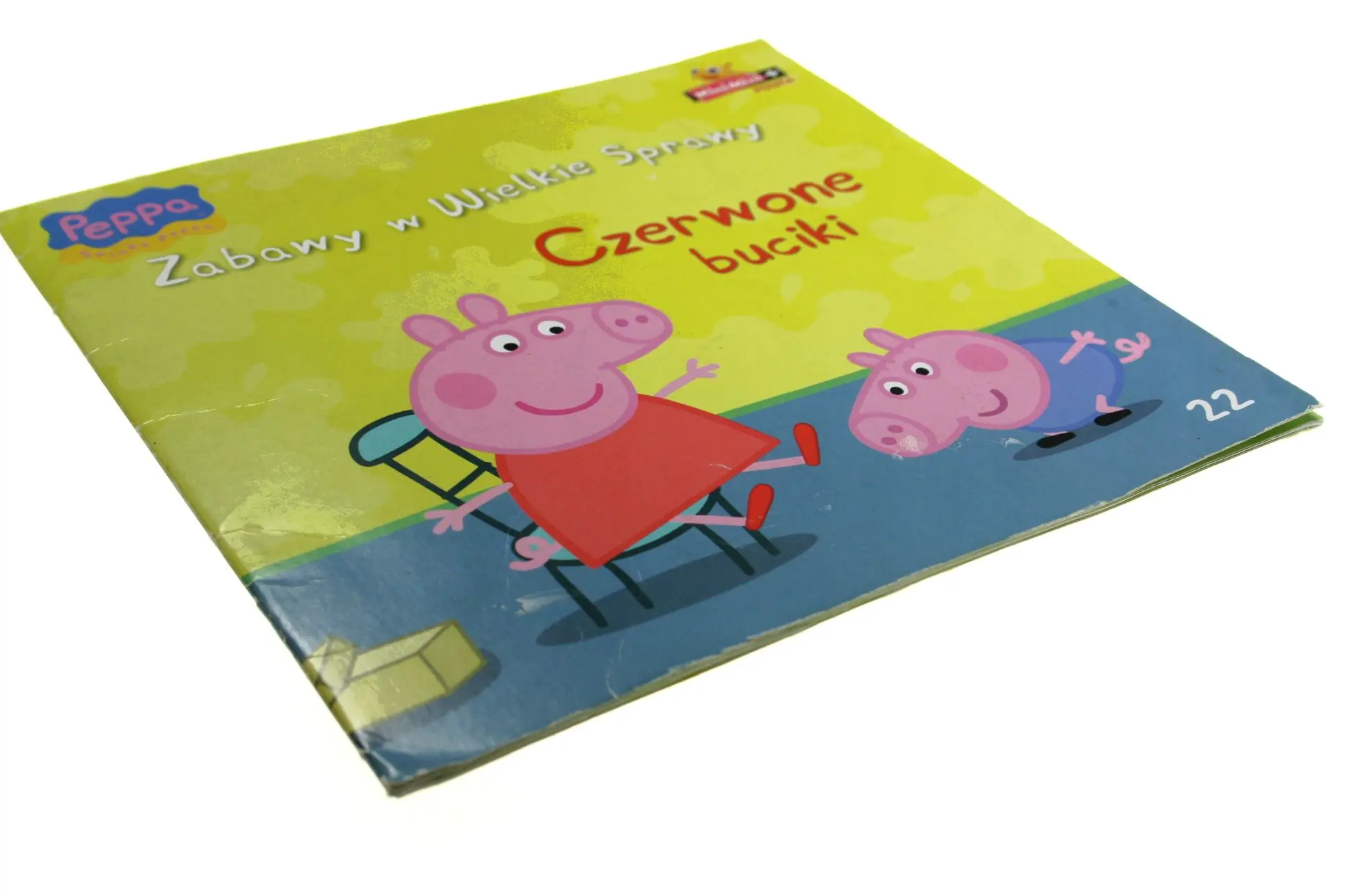 Książka - Świnka Peppa. Zabawy w .. 22 Czerwone buciki