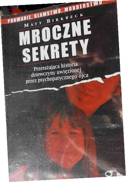 Książka - Mroczne sekrety