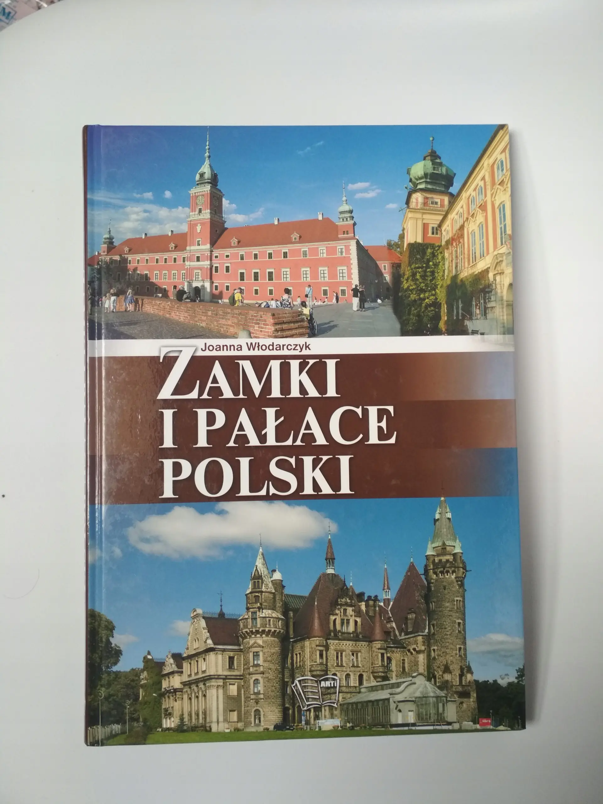 Książka - Zamki i pałace w Polsce Arti