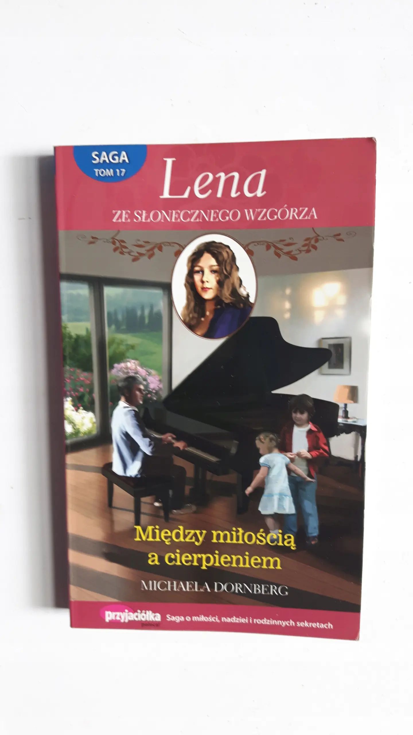 Książka - MIĘDZY MIŁOŚCIĄ A CIERPIENIEM