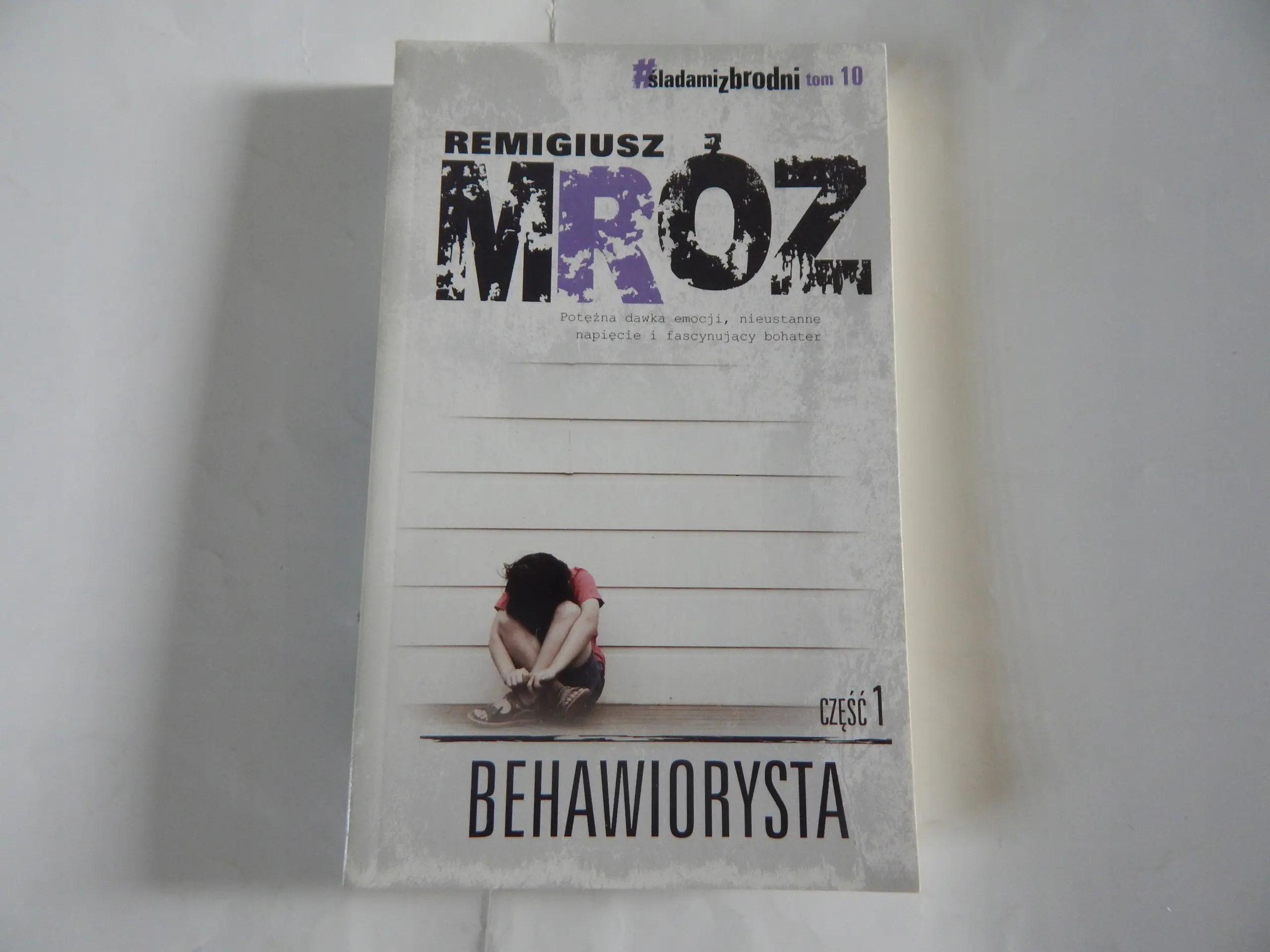 Książka - Śladami Zbrodni