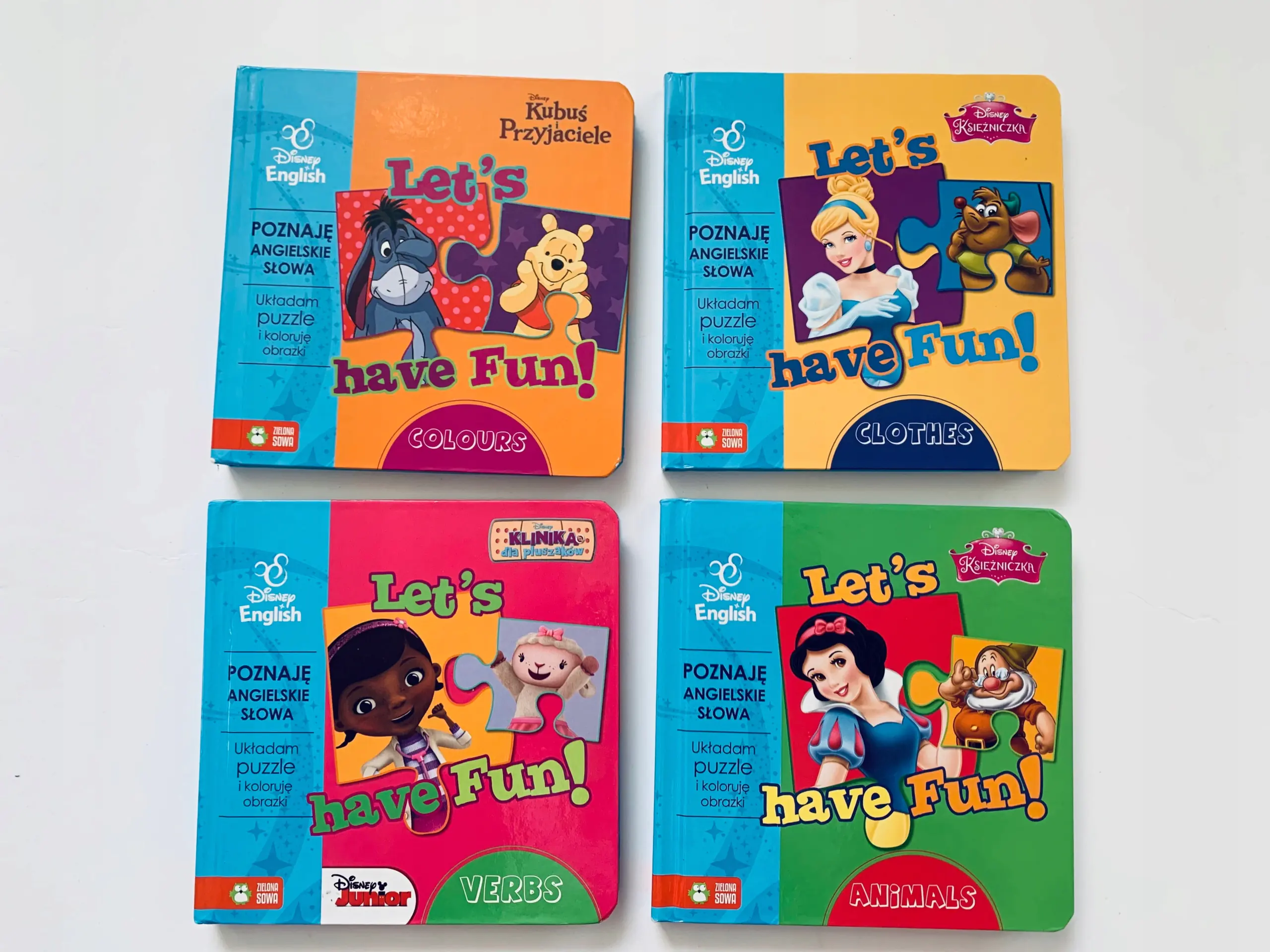 Książka - Let's have Fun Colours z puzzlami Kubuś i Przyjaciele