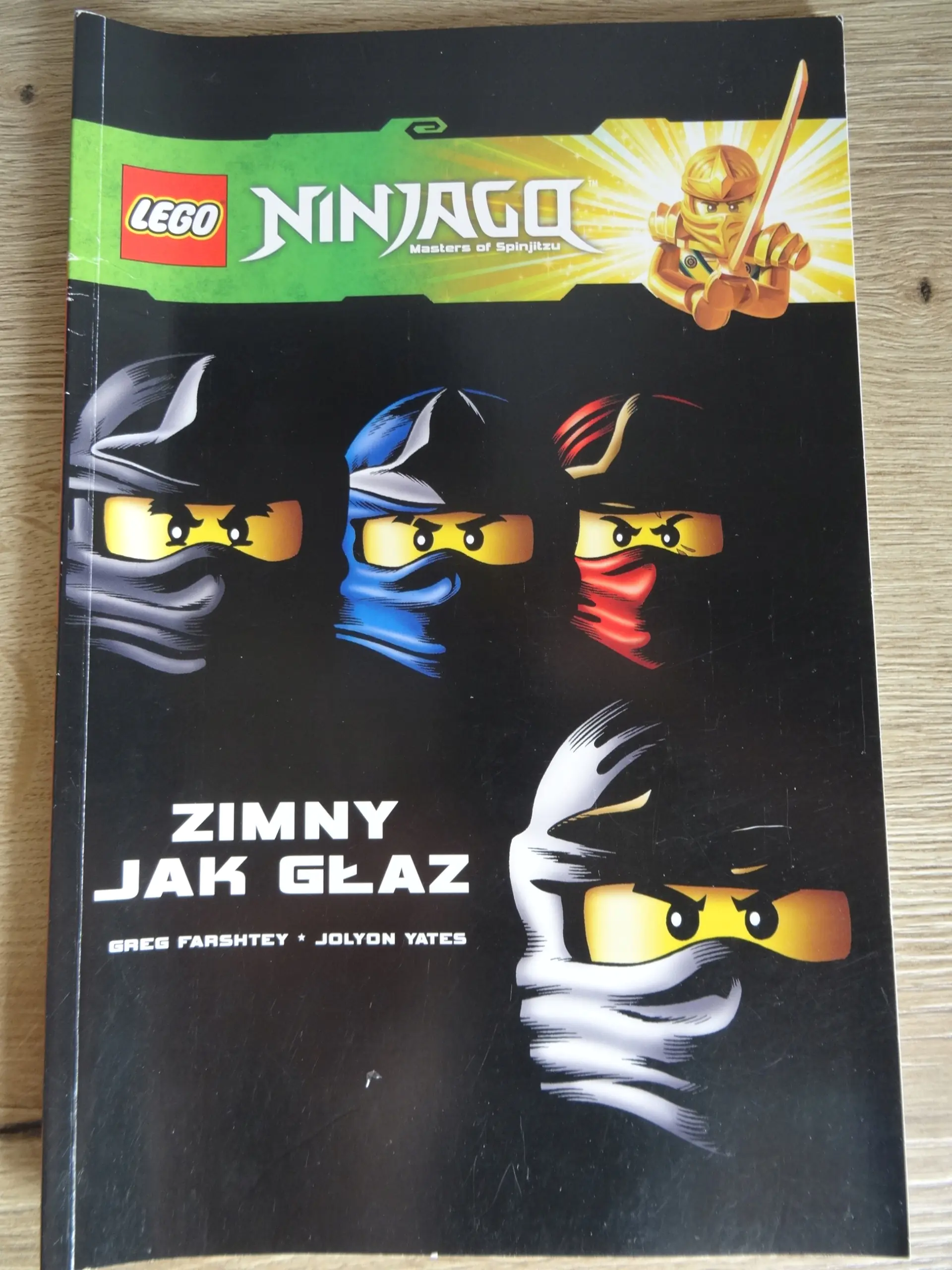 Książka - LEGO Ninjago komiks 5: Zimny jak głaz
