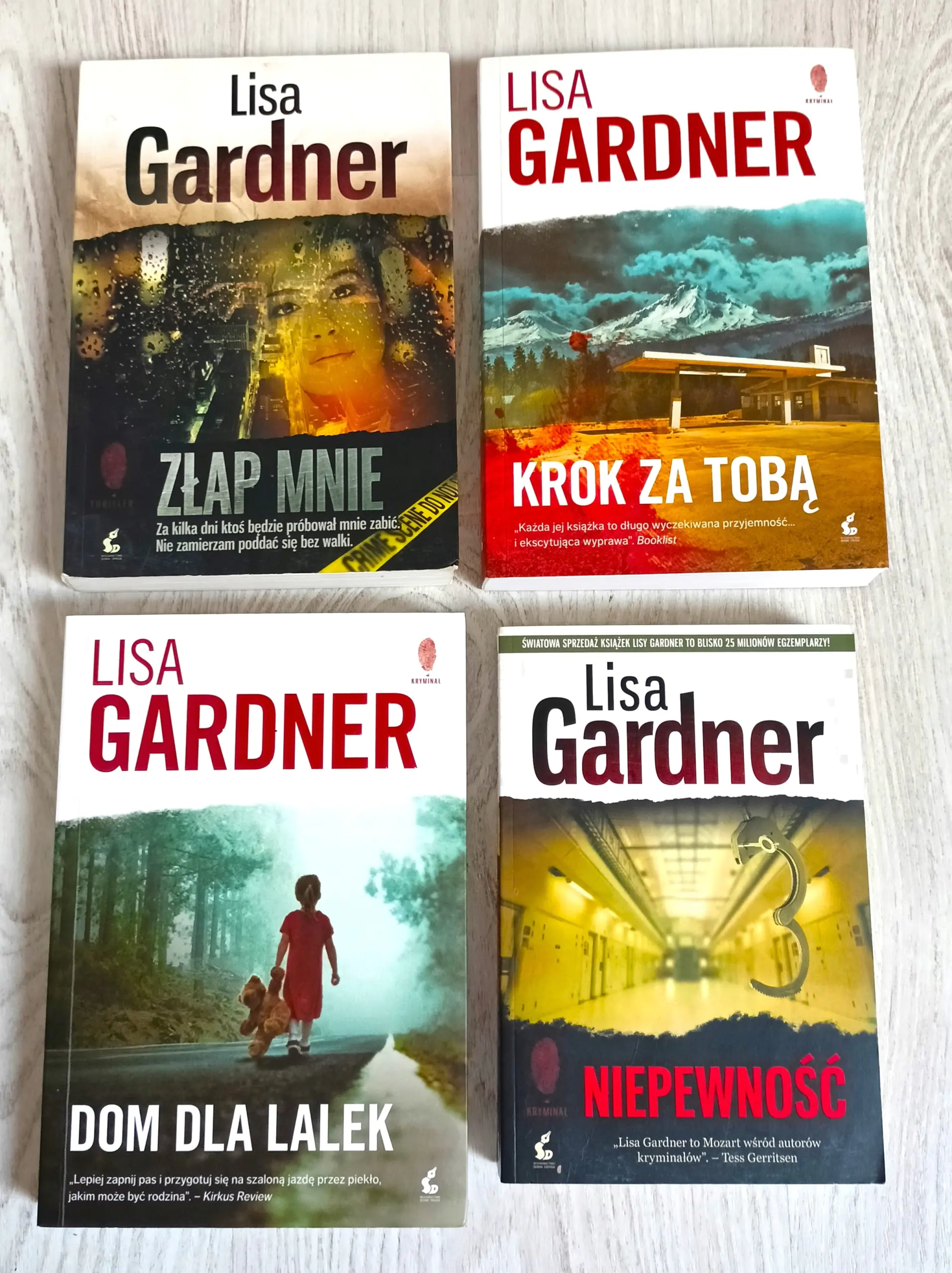 Książka - Niepewność. Tessa Leoni. Tom 2