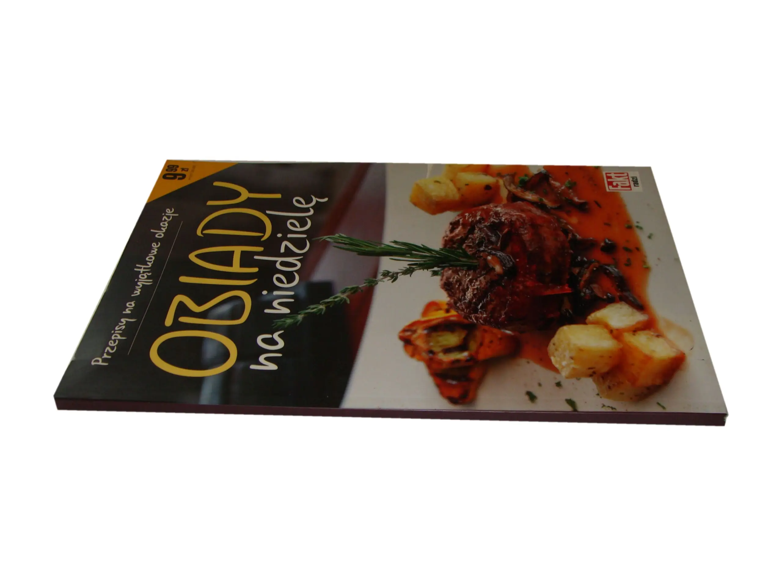 Książka - Fakt radzi. Obiady na niedzielę