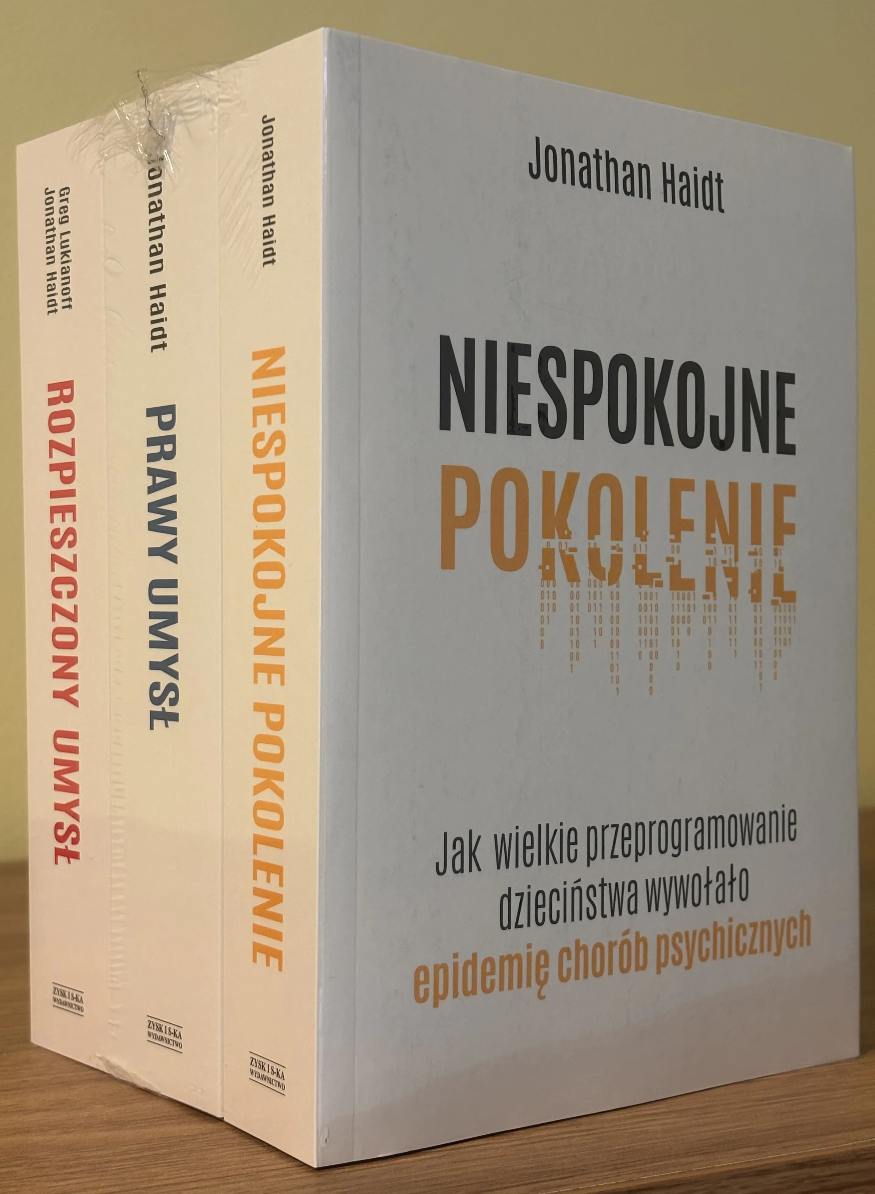 Książka - Pakiet Niespokojne Pokolenie+Prawy Umysł+Rozpieszczony Umysł Biała Seria