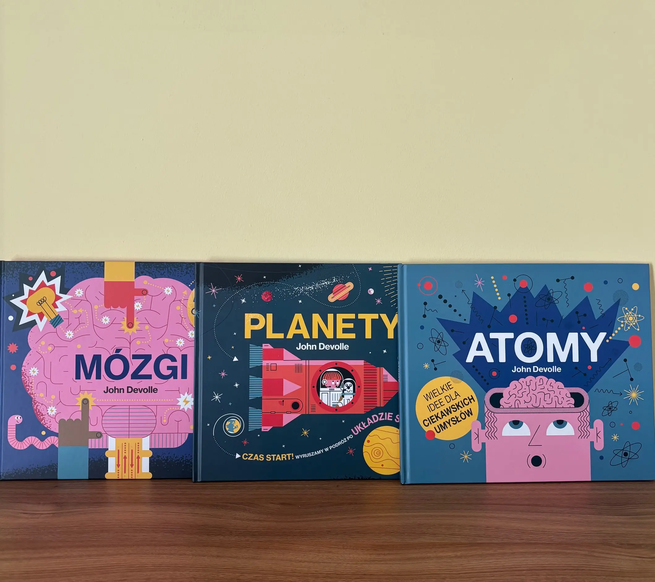 Książka - Pakiet Atomy, Planety, Mózgi