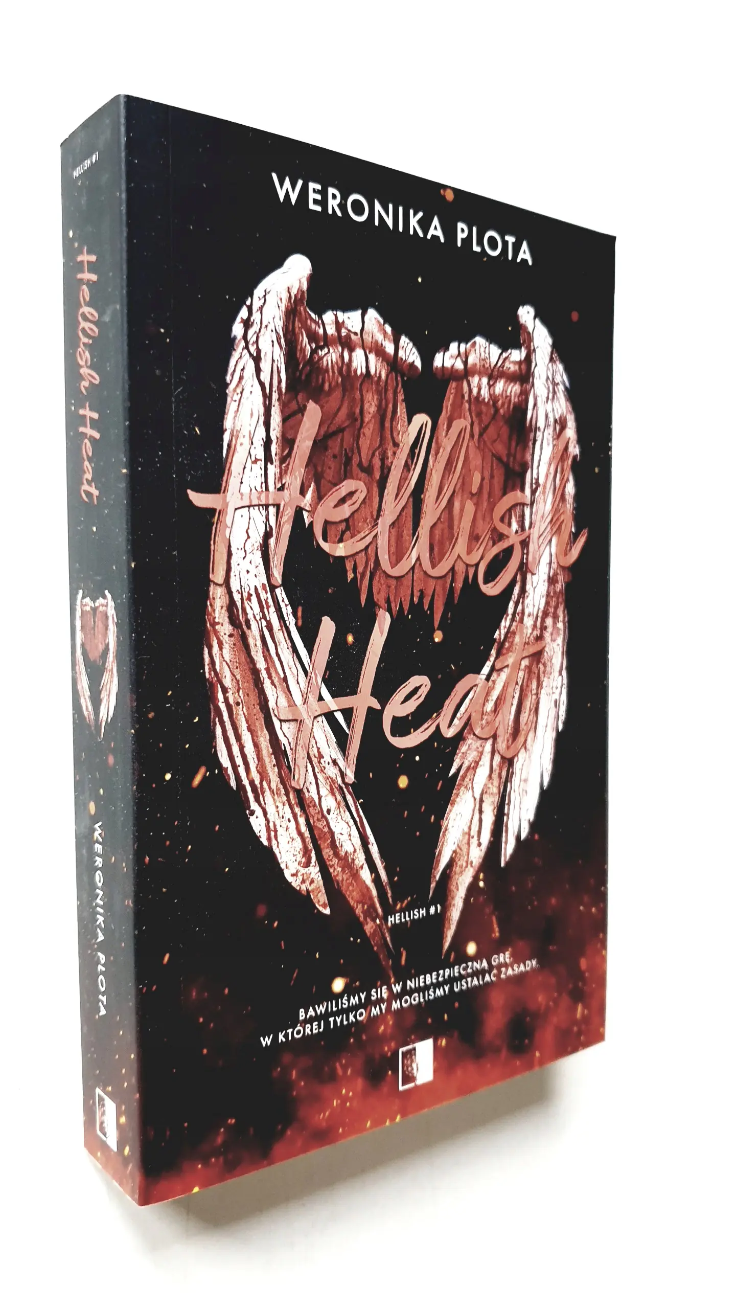 Książka - Hellish Heat. Seria Hellish. Tom 1 (pocket)