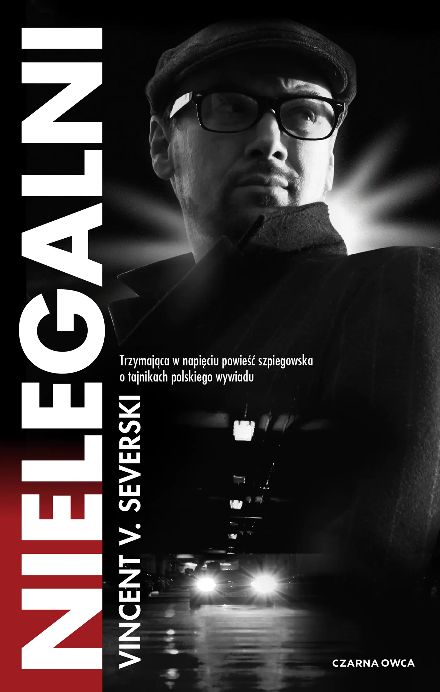 Książka - Nielegalni. Cykl Nielegalni. Tom 1