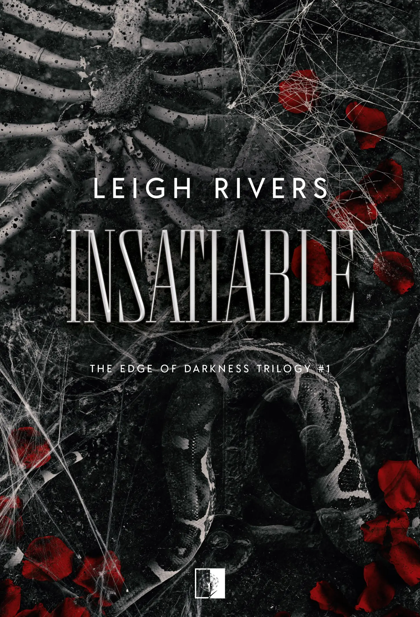 Książka - Insatiable. Seria The Edge of Darkness Trilogy. Tom 1