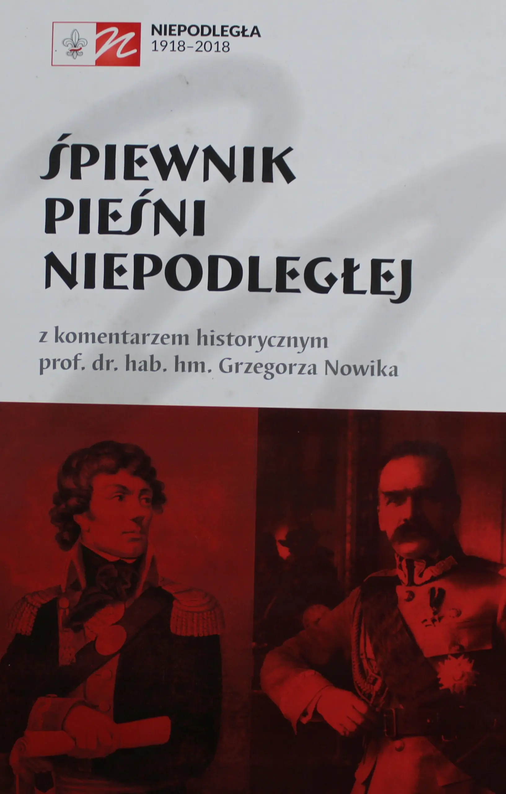 Książka - Śpiewnik pieśni niepodległej